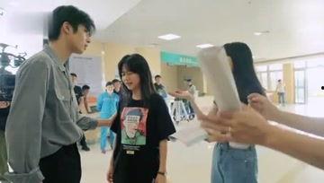 爱娱乐的吃瓜娟,吃瓜娟带你揭秘娱乐圈那些不为人知的幕后故事